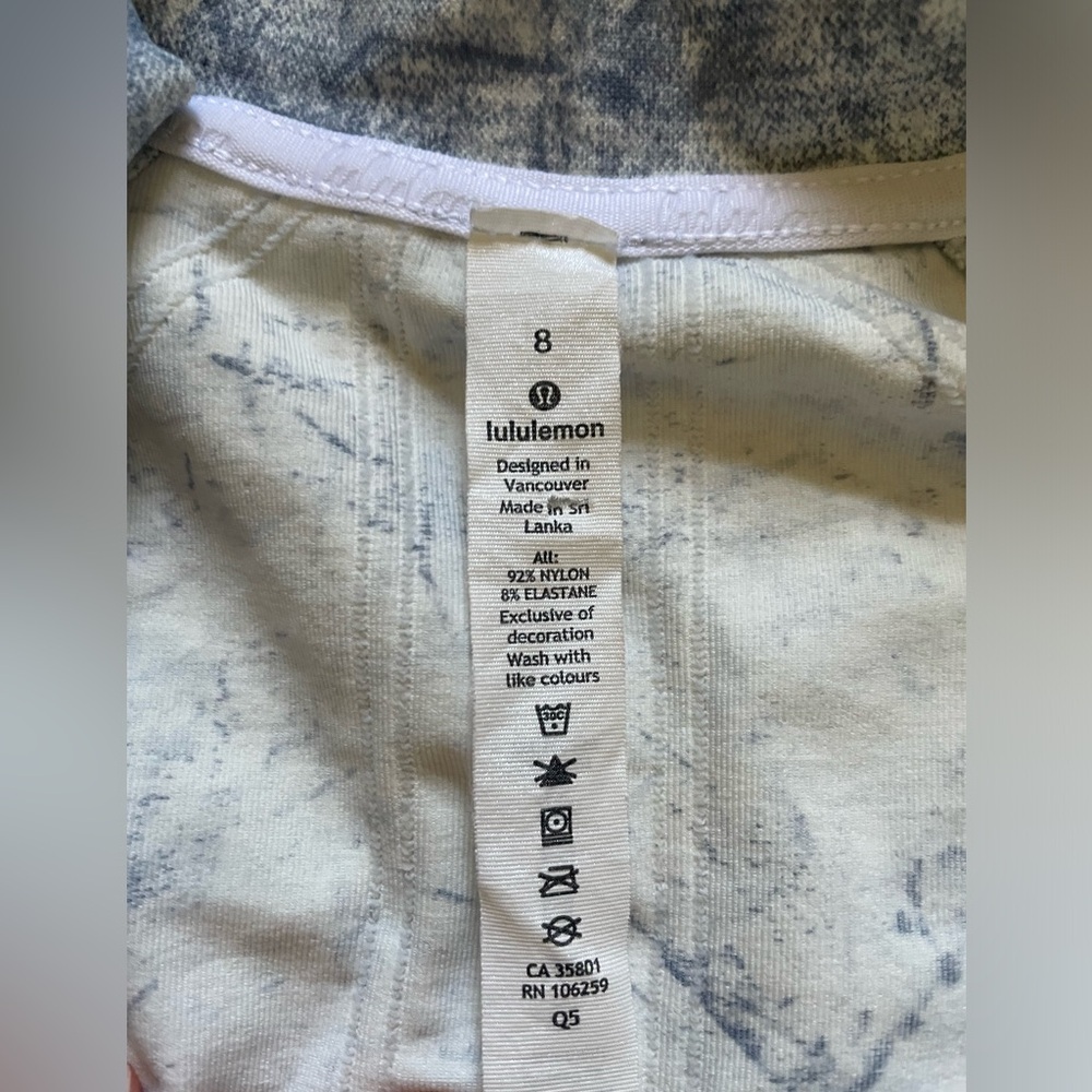 Lululemon Ebb to Train Jacket white wash Luna size 8 - Picture 4 of 6
